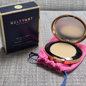 Relevant Rele-Blur Soft Focus Powder Foundation Inspire 22 New‎ In Box